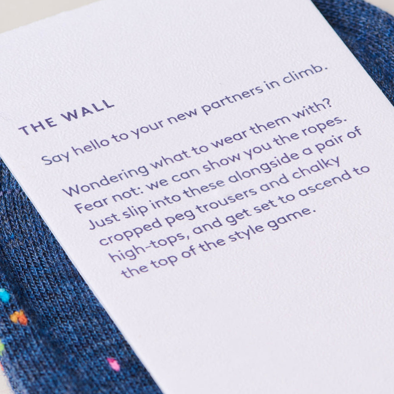 SING-WALL-BLUE-712 - The Wall, Blue Socks
