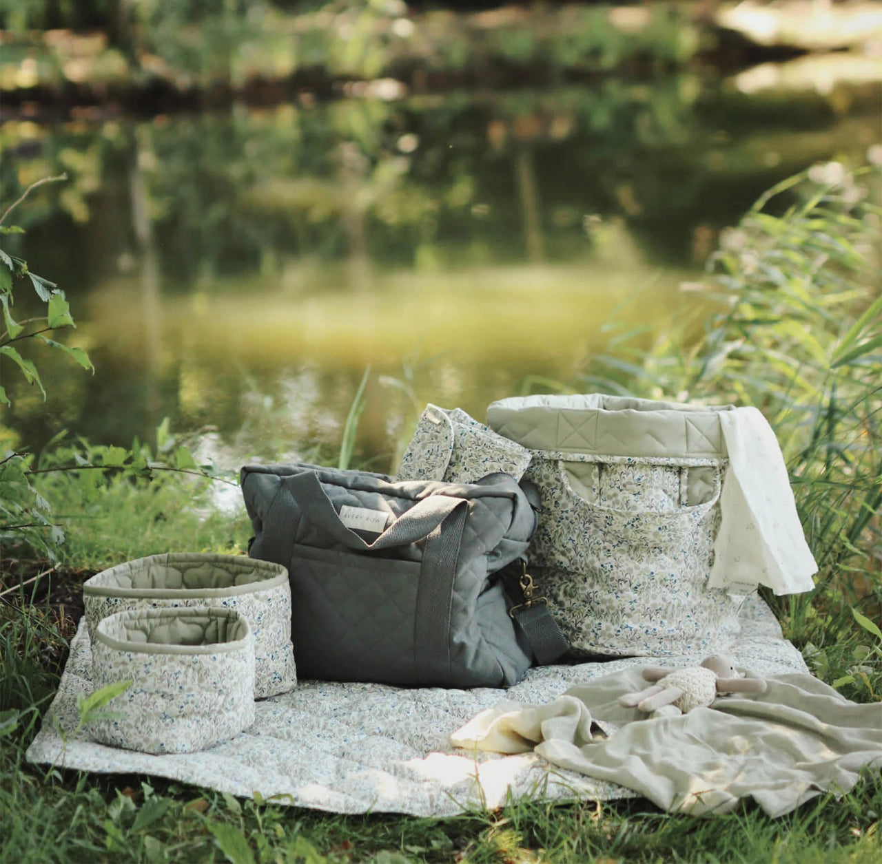 Activity Mat-SAPRIV - Riverbank Stay & Play Mat-Avery Row