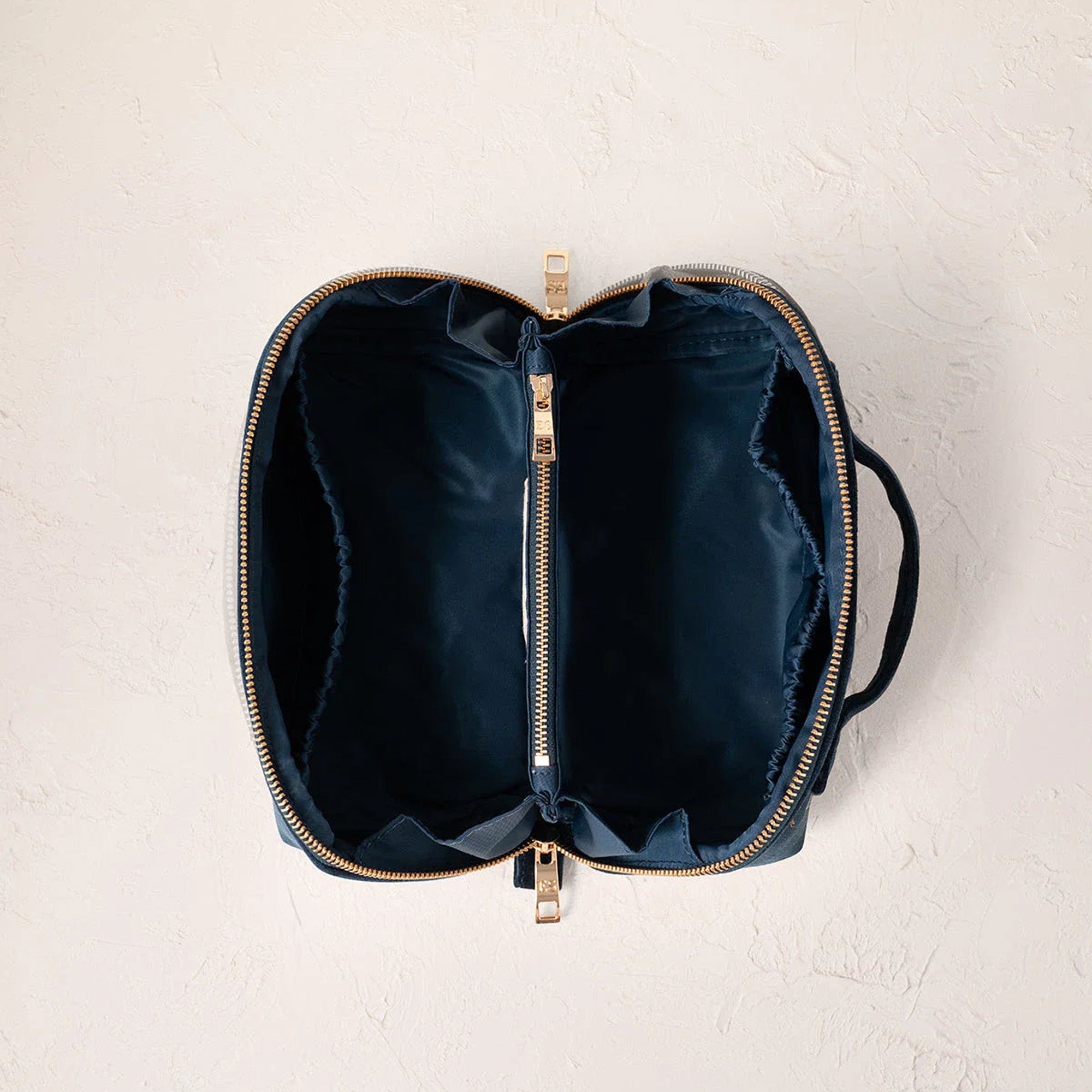 19426 - Berries & Bows Velvet Open Flat Makeup Bag