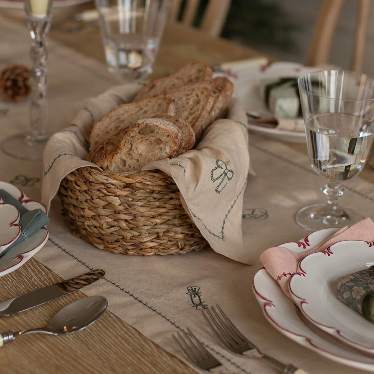 XTRNAT - Natural Table Runner