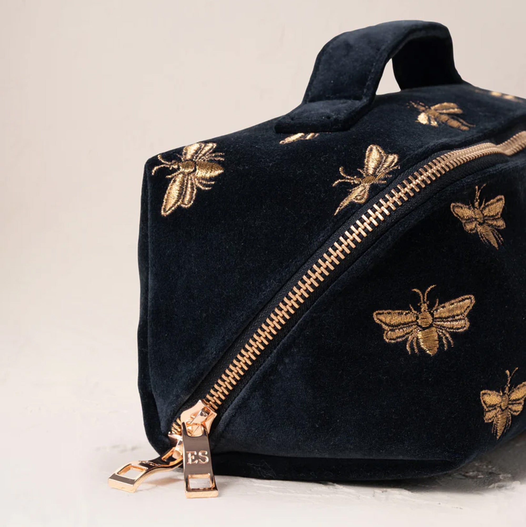 86261 - Honey Bee Charcoal Open Flat Makeup Bag