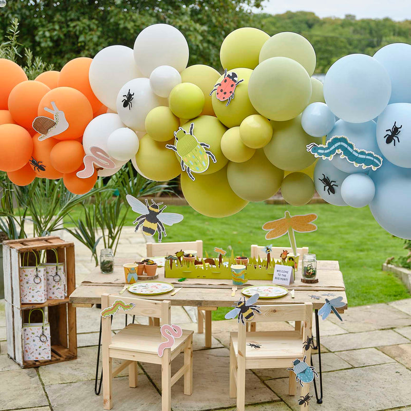 Balloon Arch - BUG-100 - Bugs Party Balloon Arch With Cards - Bugs Party Balloon Arch With Cards - Whistlefish