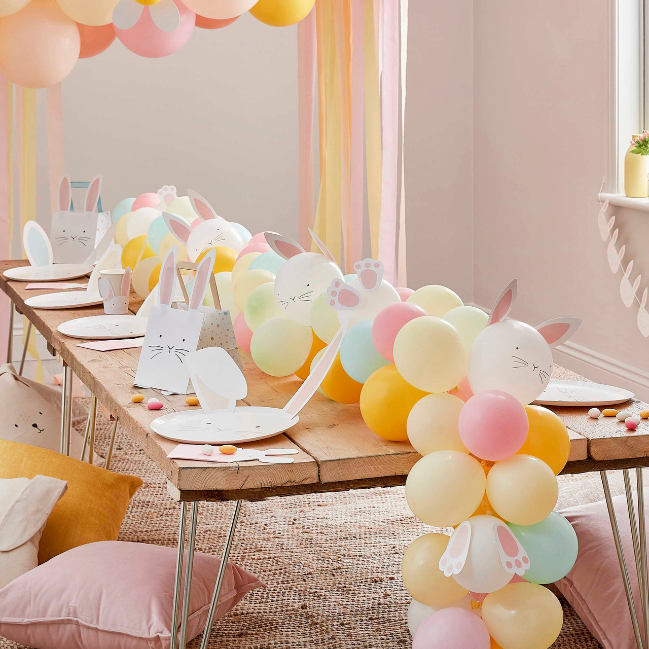Balloon - EGG-206 - Easter Balloons & Bunnies Table Runner - Easter Balloons & Bunnies Table Runner - Whistlefish