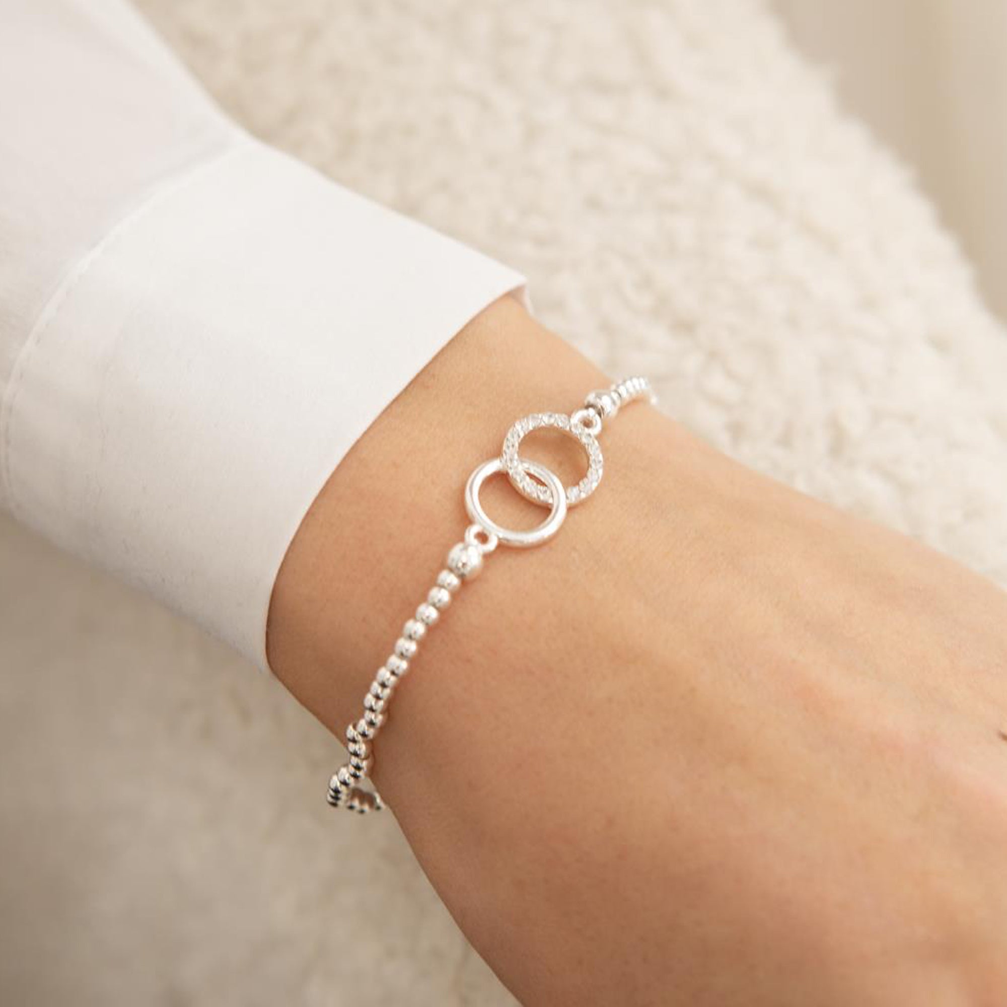 Bracelet-B09 - Silver Crystal Circle Bracelet-Whistlefish