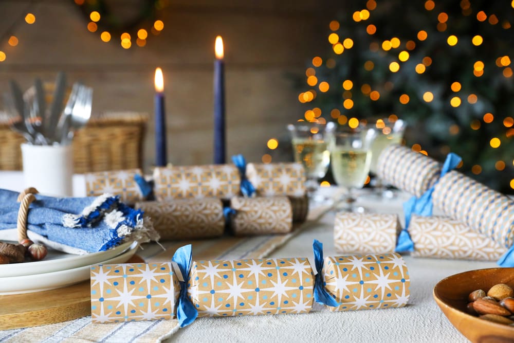 Christmas Crackers-CC-D607-FMP - 6 Tranquil Christmas Crackers-Heart & Soul