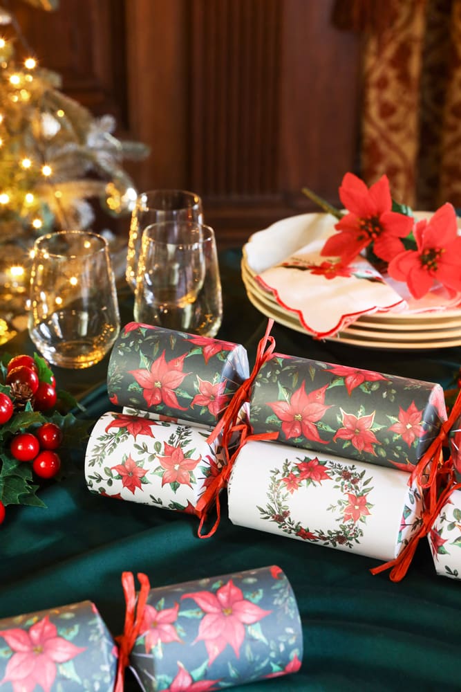 Christmas Crackers-CC-RG10-FMP - 6 Poinsettia Christmas Crackers-Heart & Soul