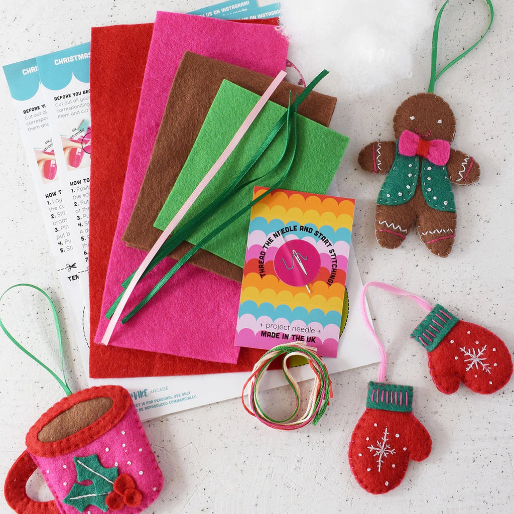 Christmas Decorations-TMA05 - Cosy Christmas Felt Decoration Kit-The Make Arcade (Faire)