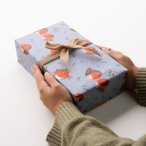 Christmas Wrapping Paper - ZWP23 - Merry Robins Christmas Wrapping Paper - Merry Robins Christmas Wrapping Paper - Whistlefish