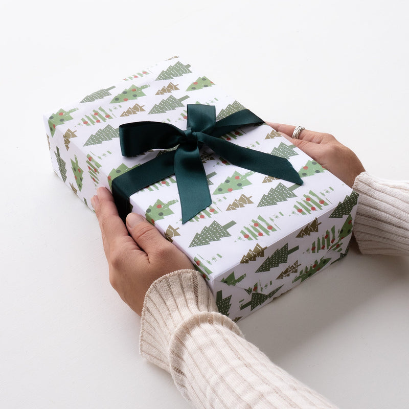 Christmas Wrapping Paper - ZWP39 - Festive Evergreen Christmas Wrapping Paper - Festive Evergreen Christmas Wrapping Paper - Whistlefish