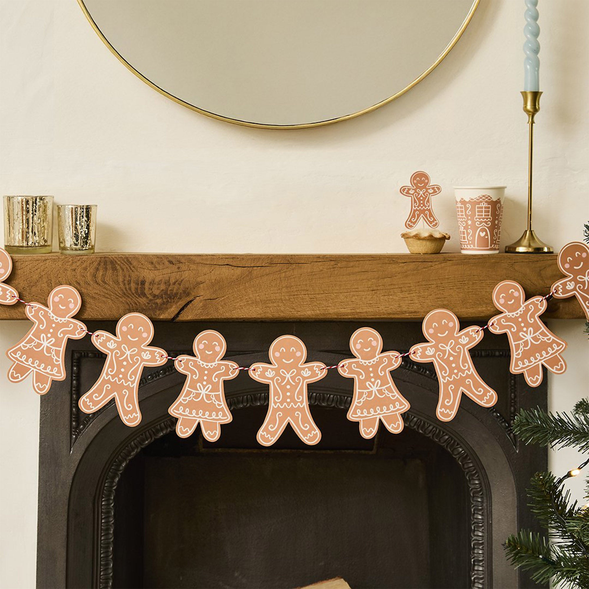 Garland-HBGB101 - Gingerbread Friends Card Garland-Hootyballoo