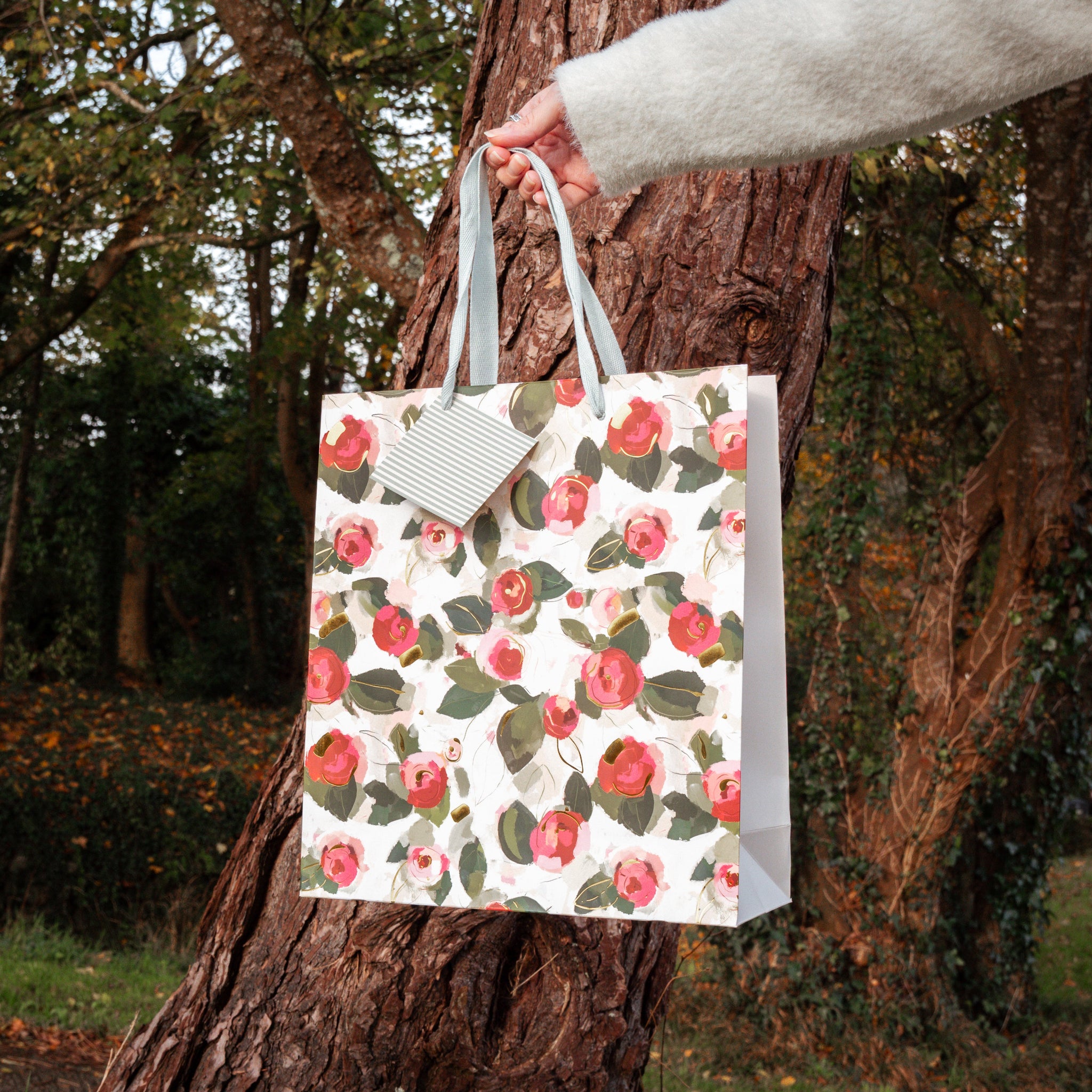 Gift Bag - WC01LB - Winter Camellia Large Gift Bag - Winter Camellia Large Gift Bag - Whistlefish