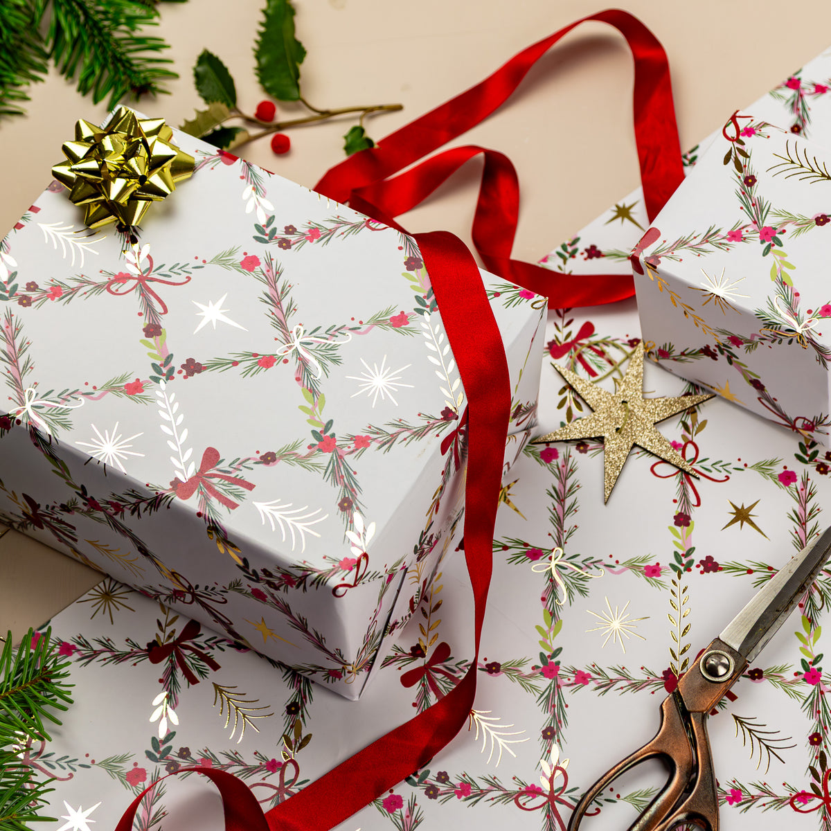 FCWP008 - Winter Garland Foiled Wrapping Paper