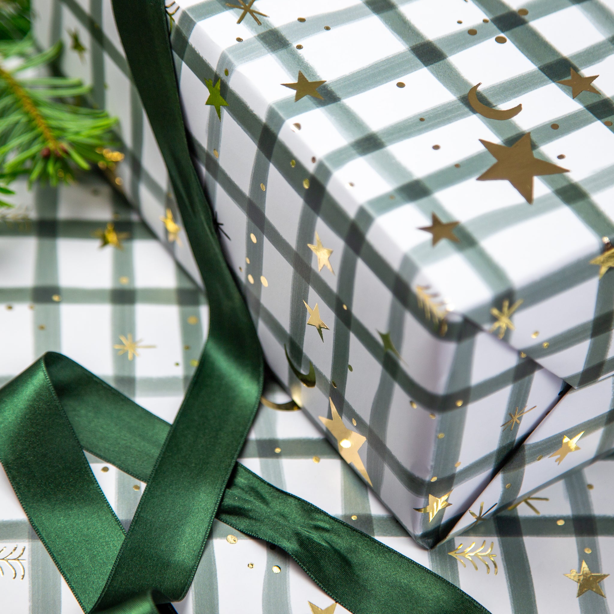 FCWP010 - Winter Check Foiled Wrapping Paper